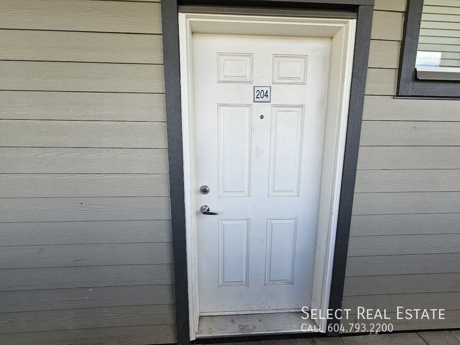 32059 Hillcrest Ave #204 - Photo 2 of 26