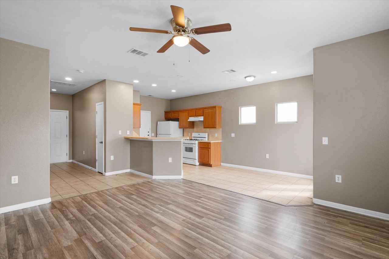7502 Lazy Creek Dr #A - Photo 7 of 33