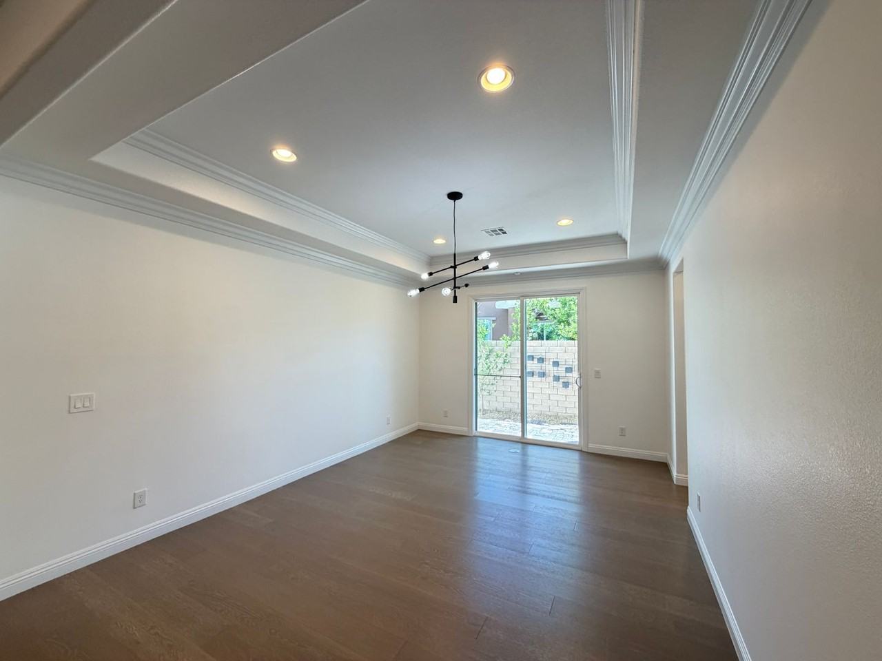 273 Lindura Ct - Photo 4 of 14