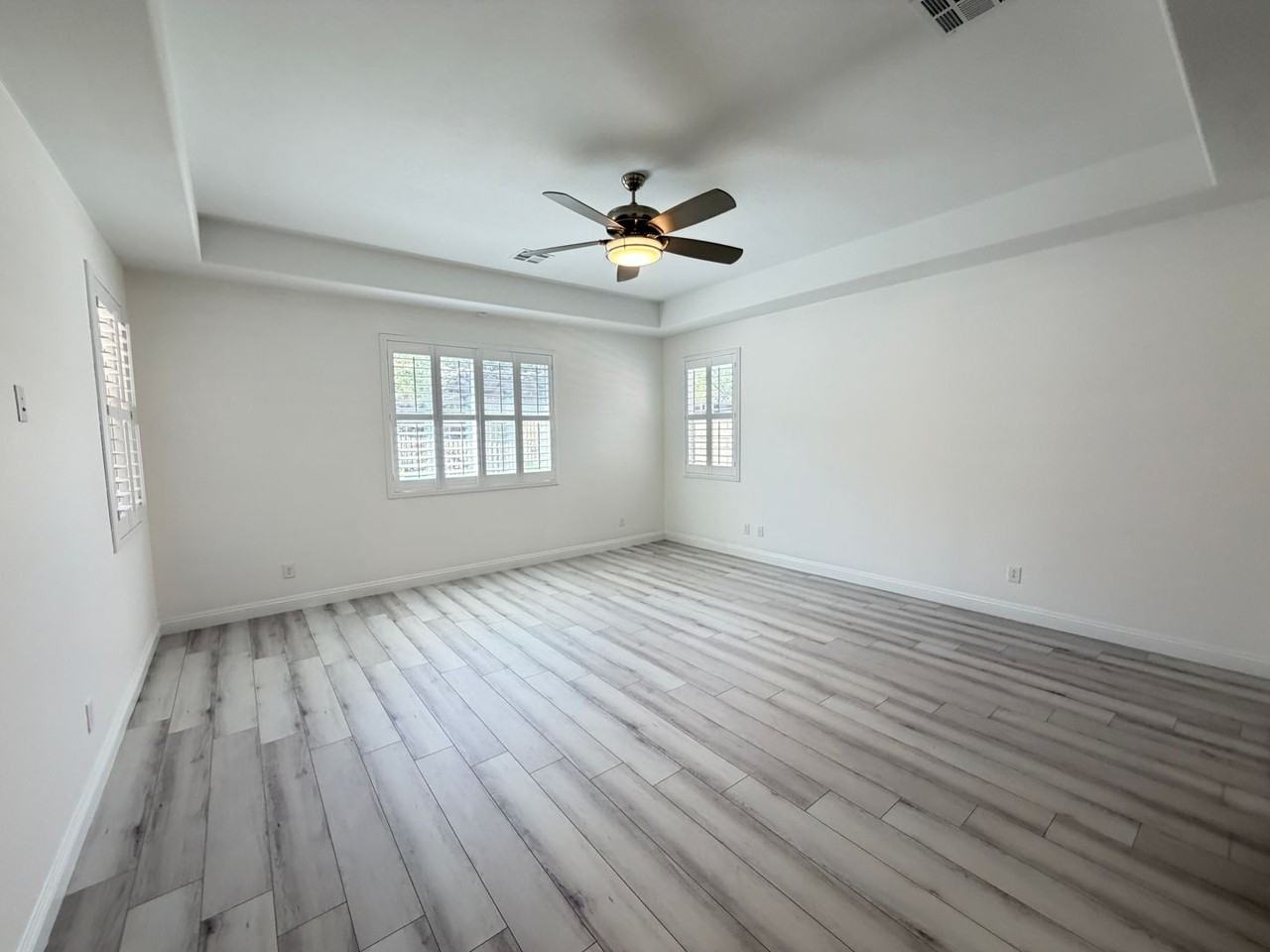 273 Lindura Ct - Photo 5 of 14