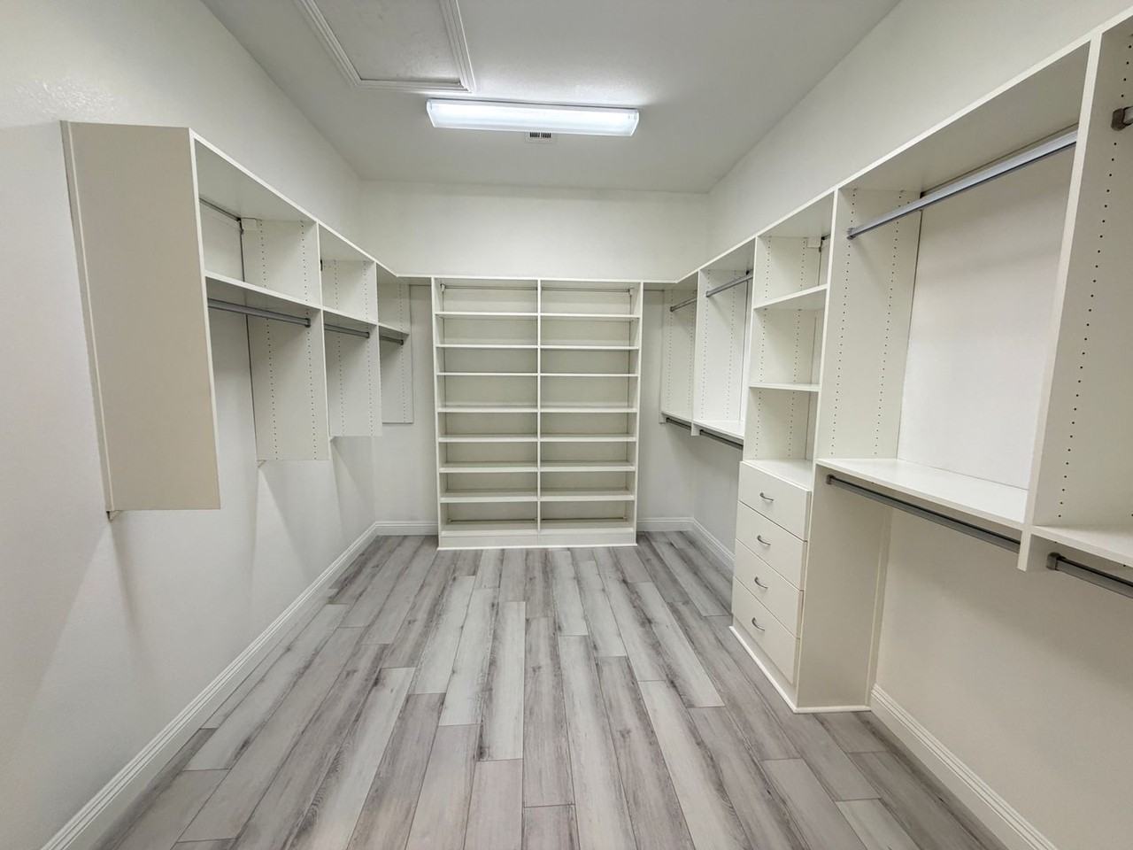 273 Lindura Ct - Photo 7 of 14