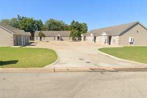 featured image of 1604 Latourette Ln