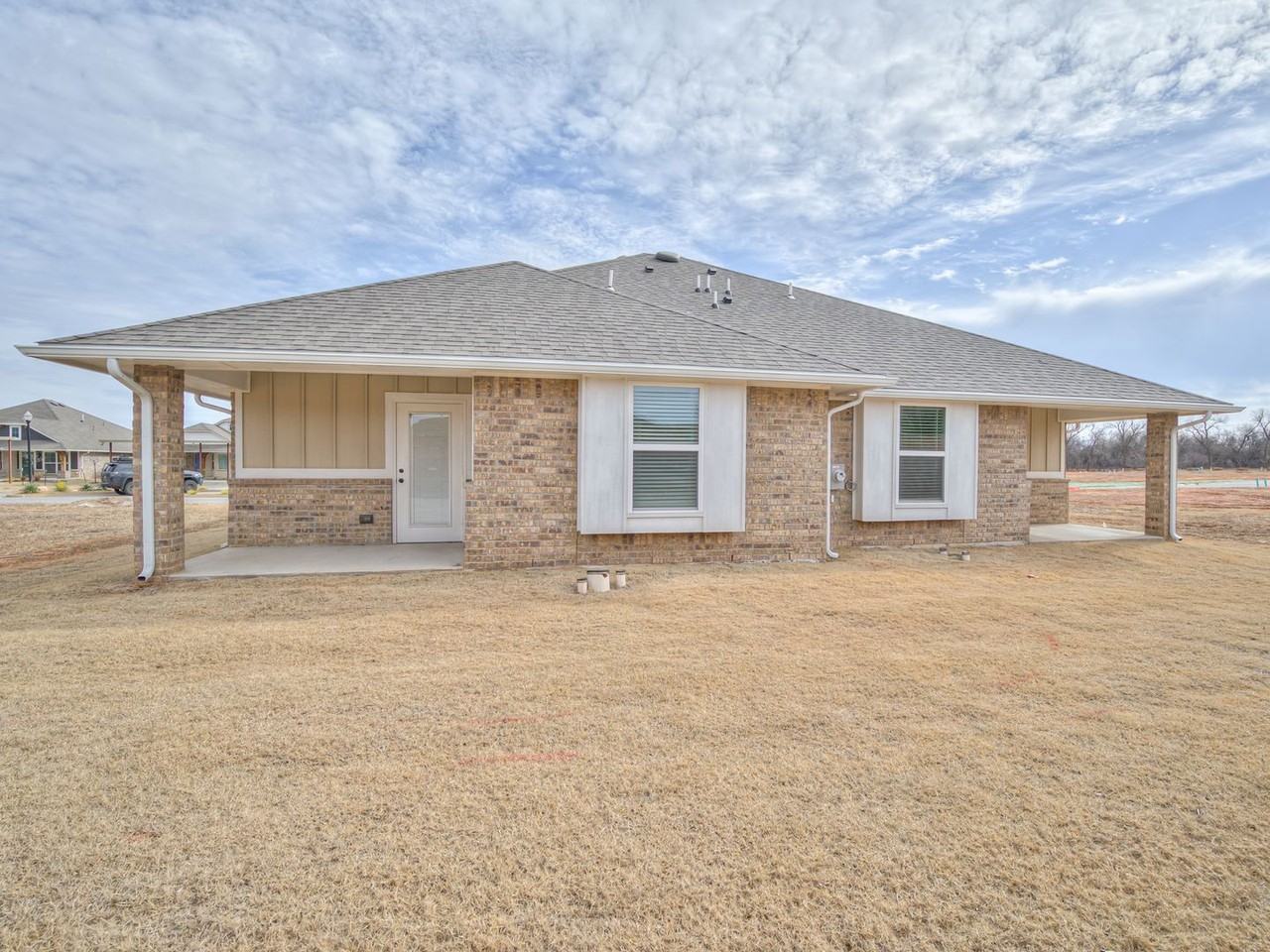 5821 Goldfinger Rd - Photo 7 of 25