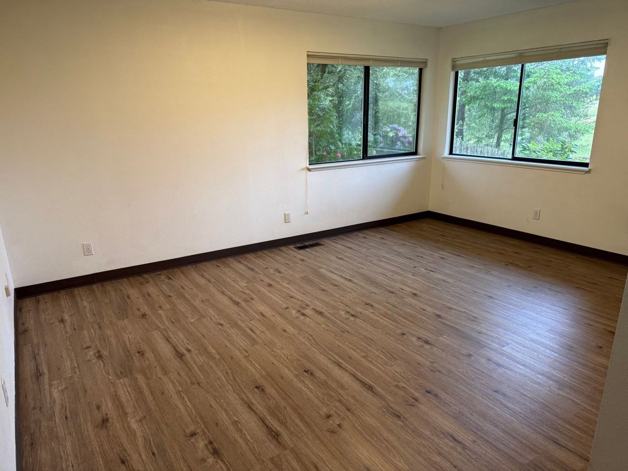 33360 Surf Pines Ln - Photo 6 of 11