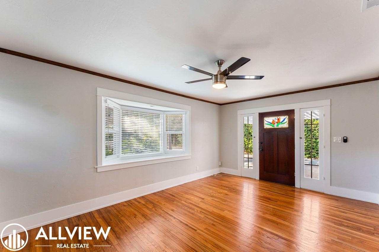2474 Santa Ana Ave - Photo 3 of 34