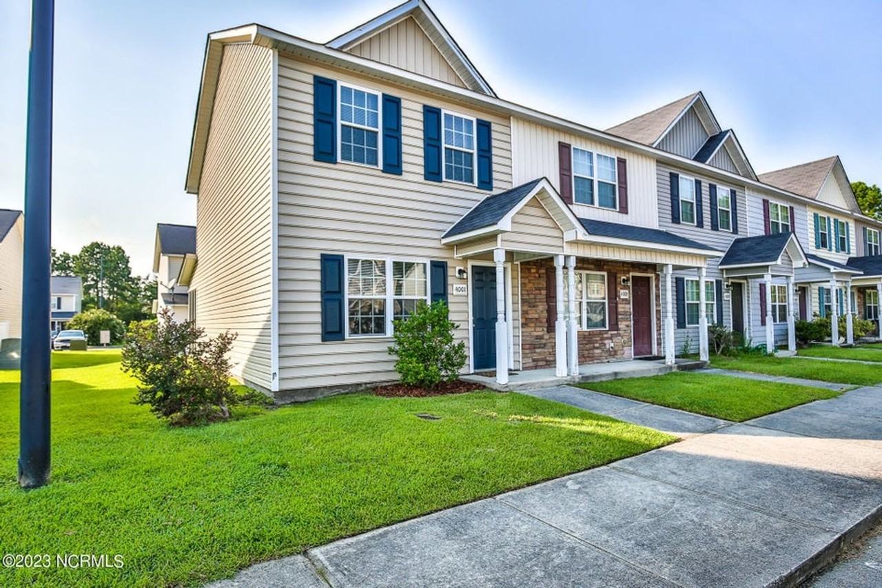 4001 Banister Loop - Photo 2 of 27