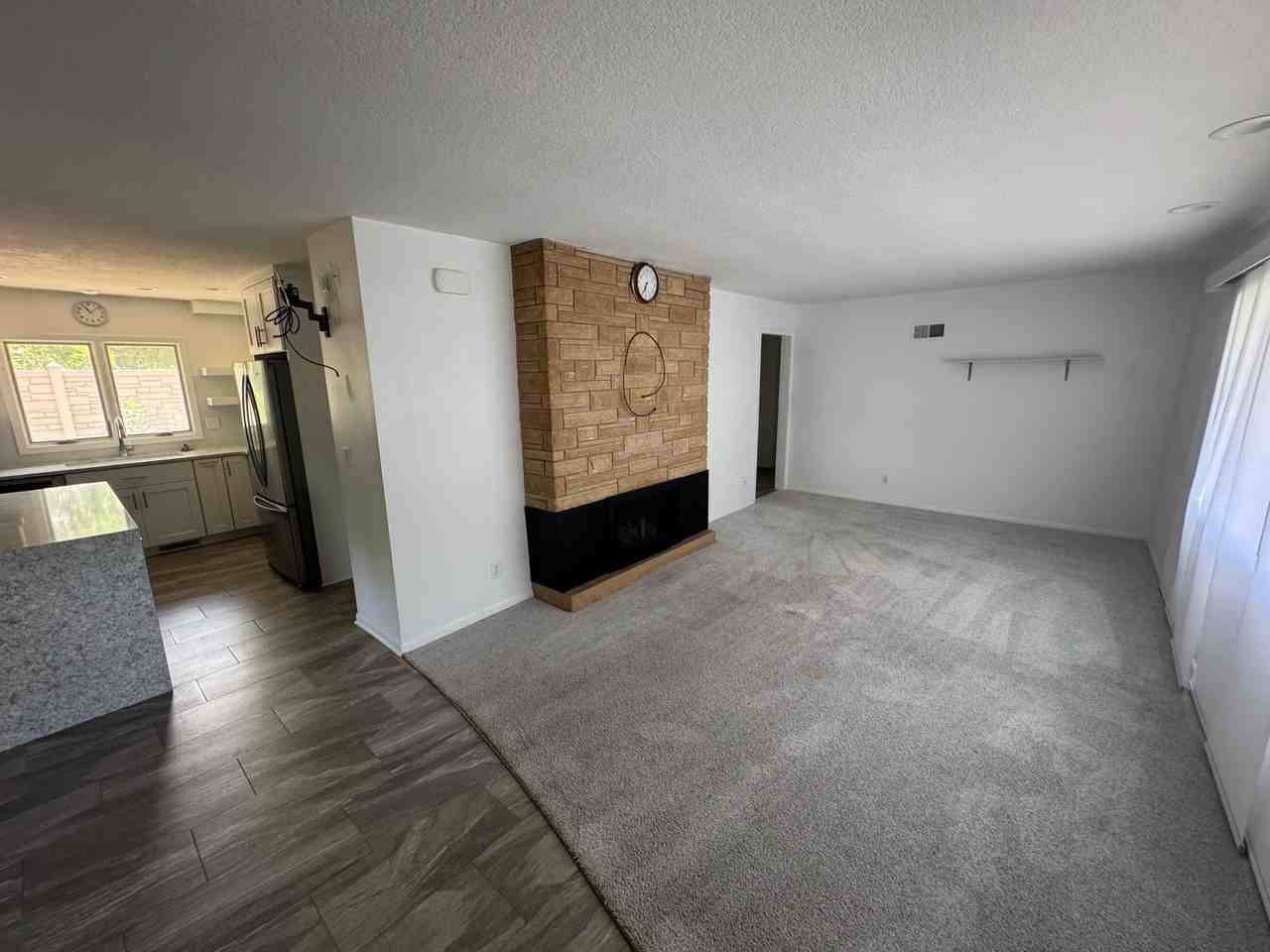 1812 Belle Ave - Photo 4 of 15