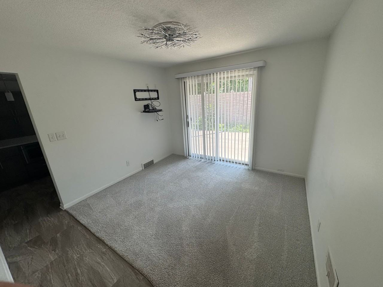 1812 Belle Ave - Photo 5 of 15