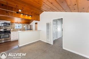 926 W Balboa Blvd - Photo 1 of 1