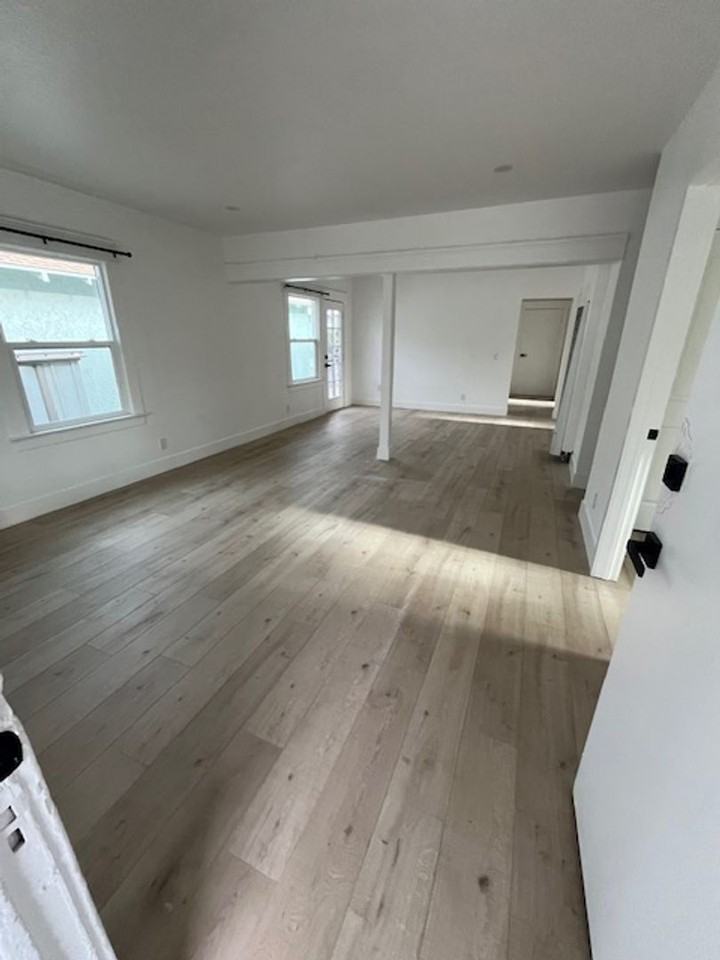 109 E Alberta St - Photo 7 of 13