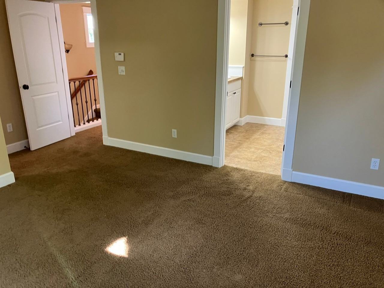 2612 Ne Park Dr - Photo 3 of 23