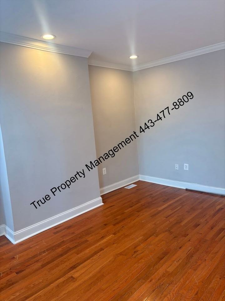 834 N Stricker St - Photo 2 of 20