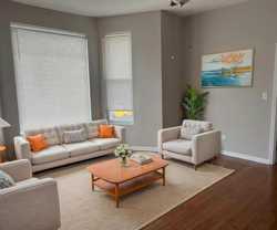 1523 N Harding Ave - Photo 1 of 1