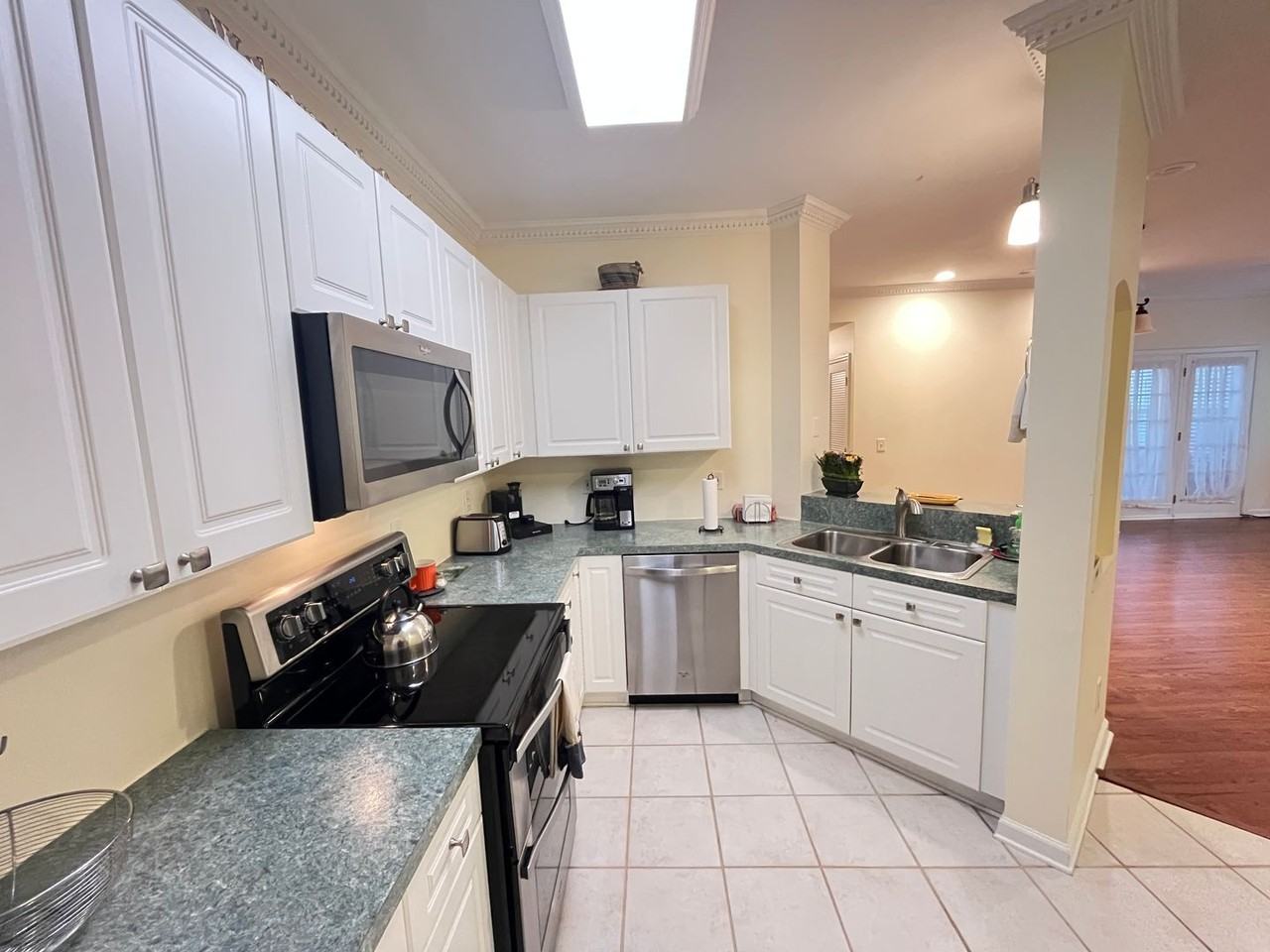4437 Lady Banks Ln - Photo 4 of 31