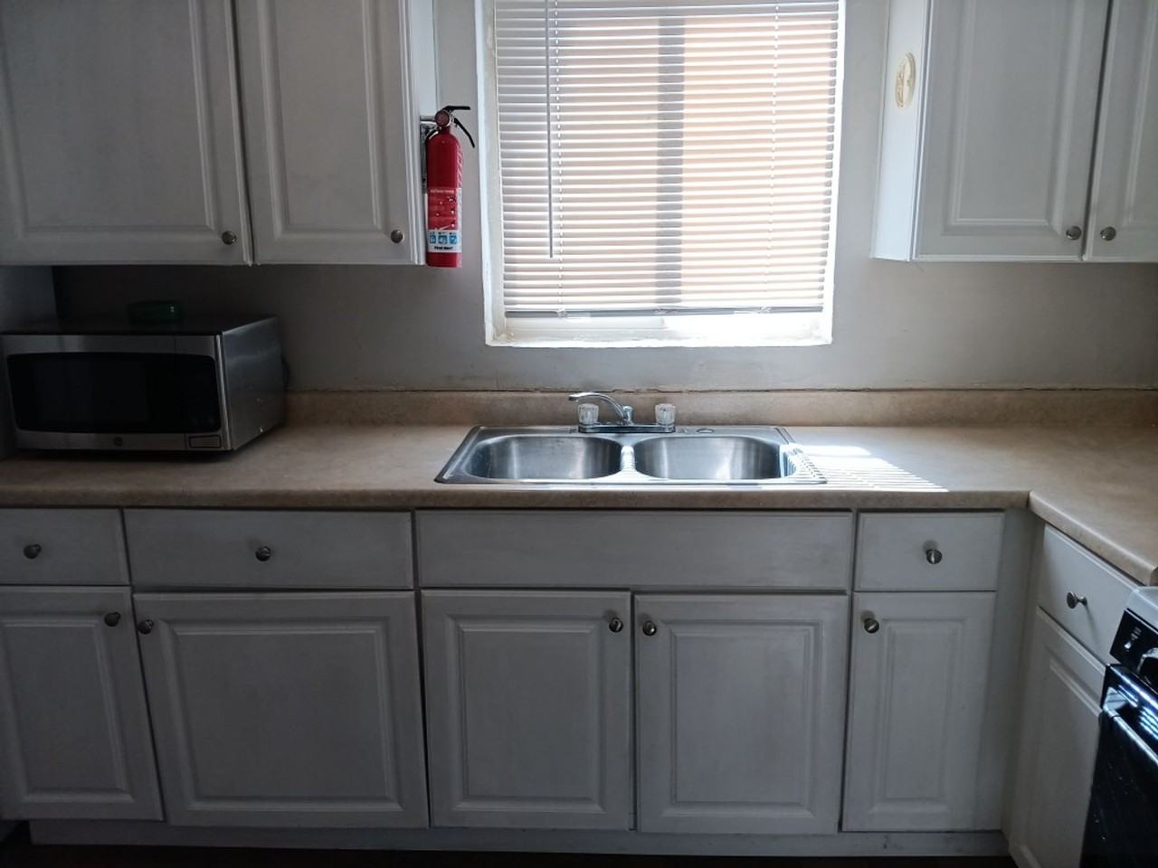 4449 3rd St Nw - Photo 3 of 9