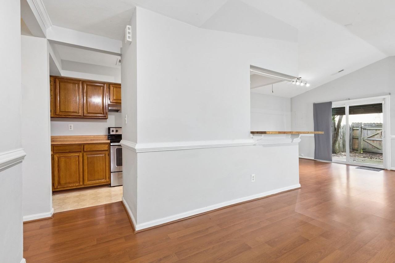 4800 Deming Ct - Photo 3 of 25