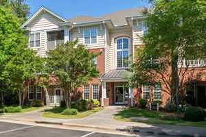 featured image of 912 Providence Glen Dr