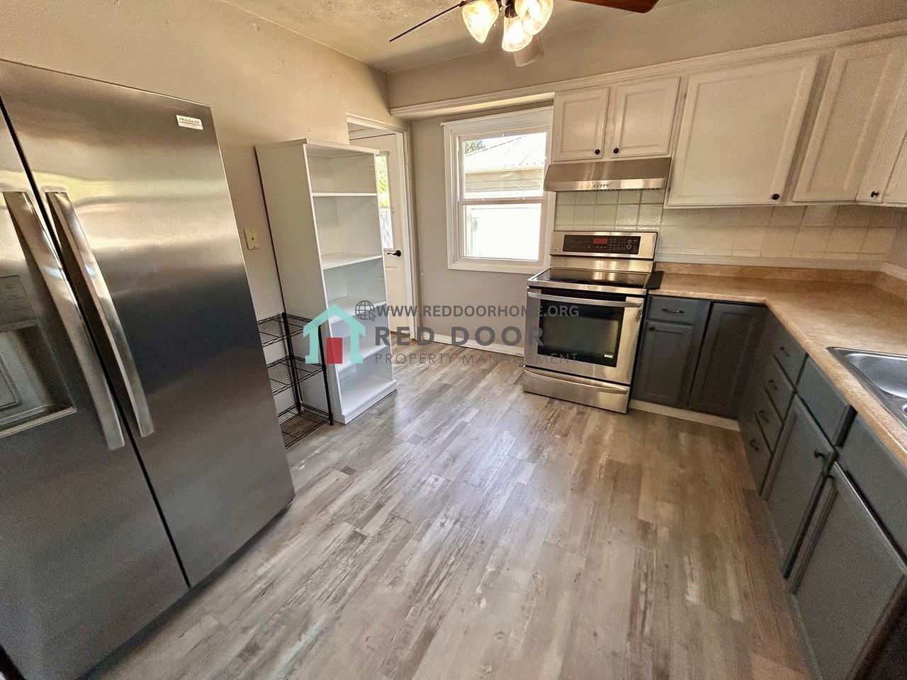 424 30th St S - Photo 6 of 16