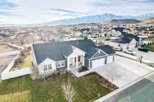 featured image of 2098 E Elkhorn Rd