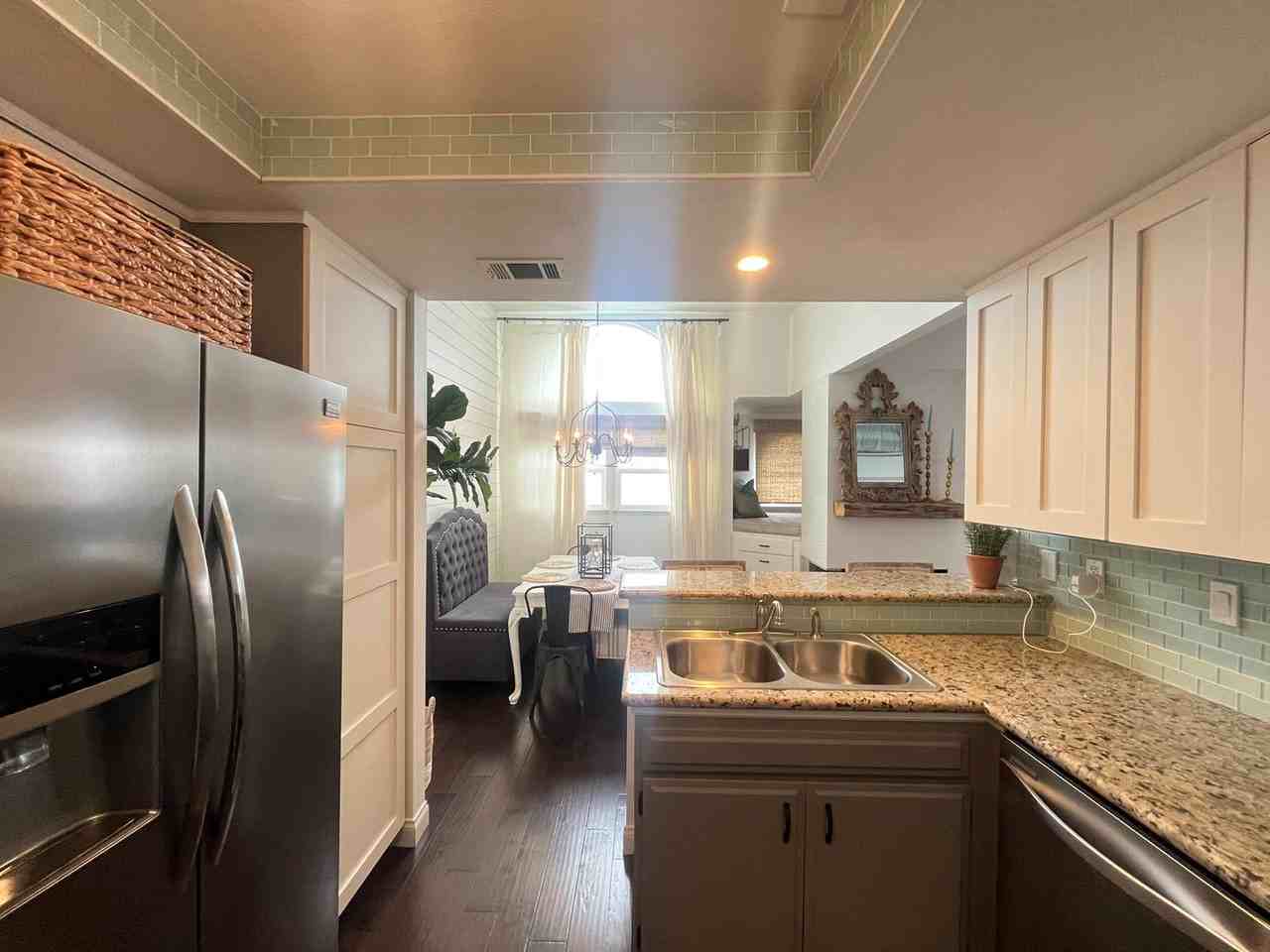 380 Foothill Rd - Photo 2 of 33