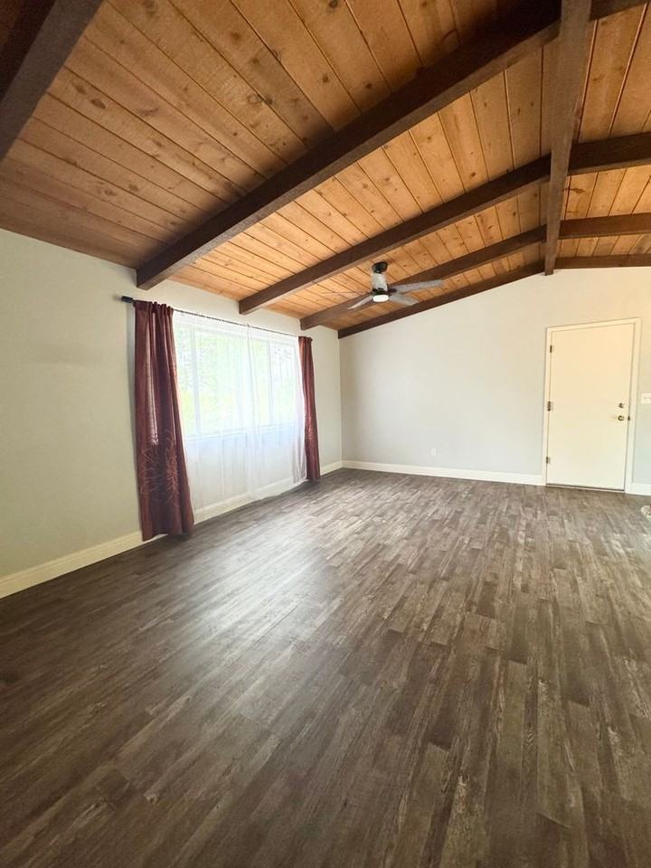 1502 Cottonwood Ave - Photo 6 of 25