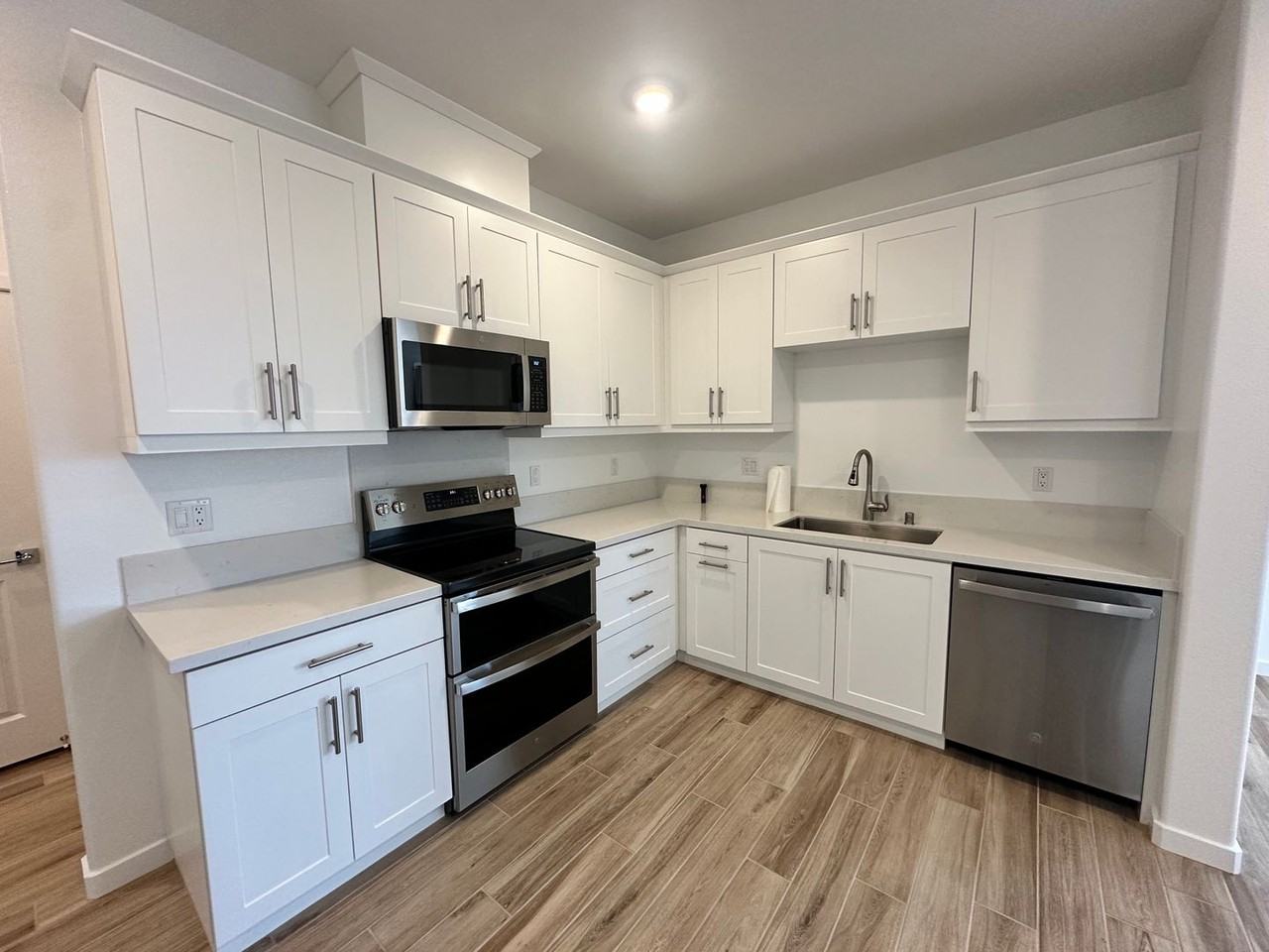 27133 Marimba Ct - Photo 5 of 21
