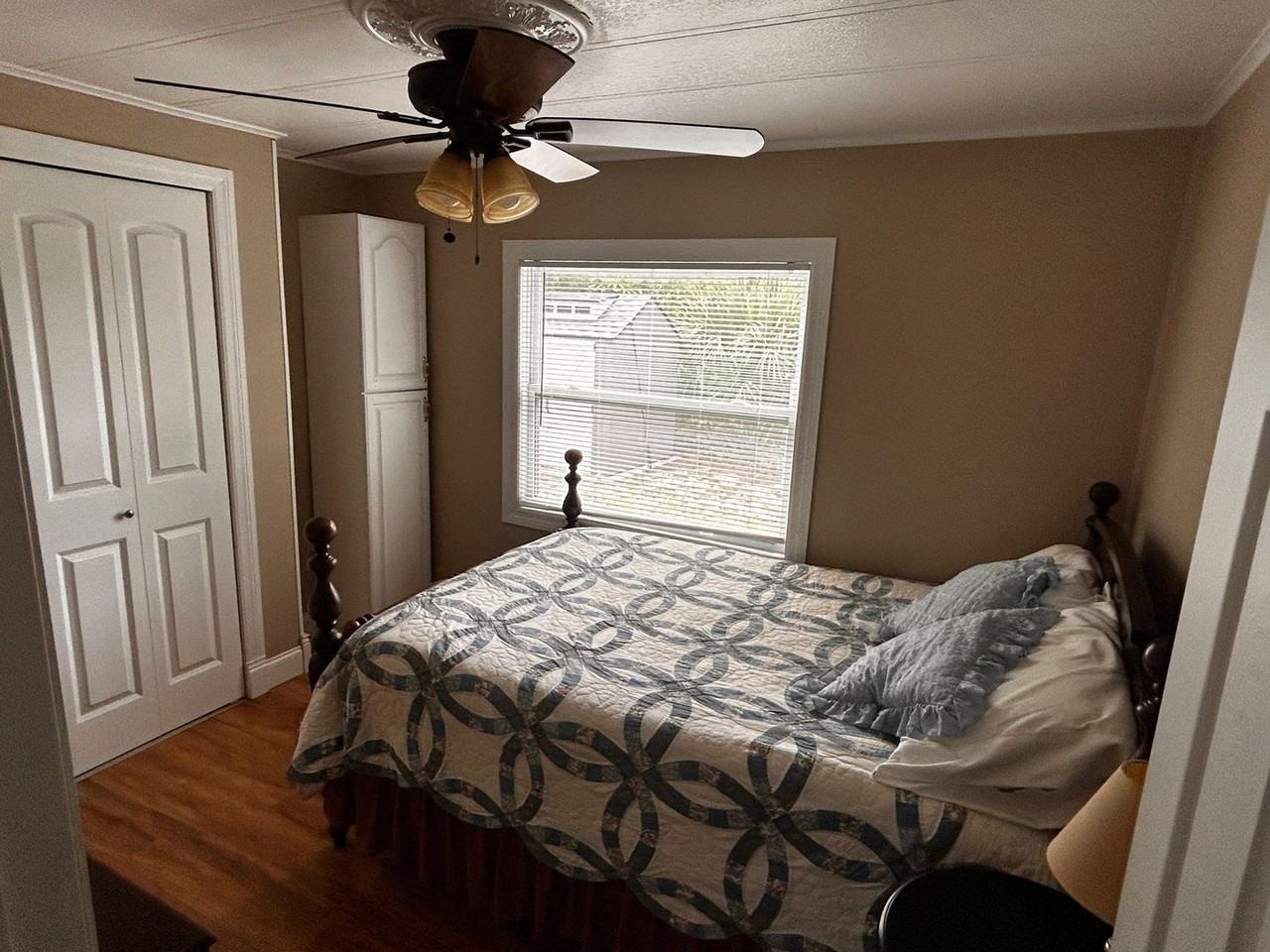 2291 E Bay Dr - Photo 5 of 6