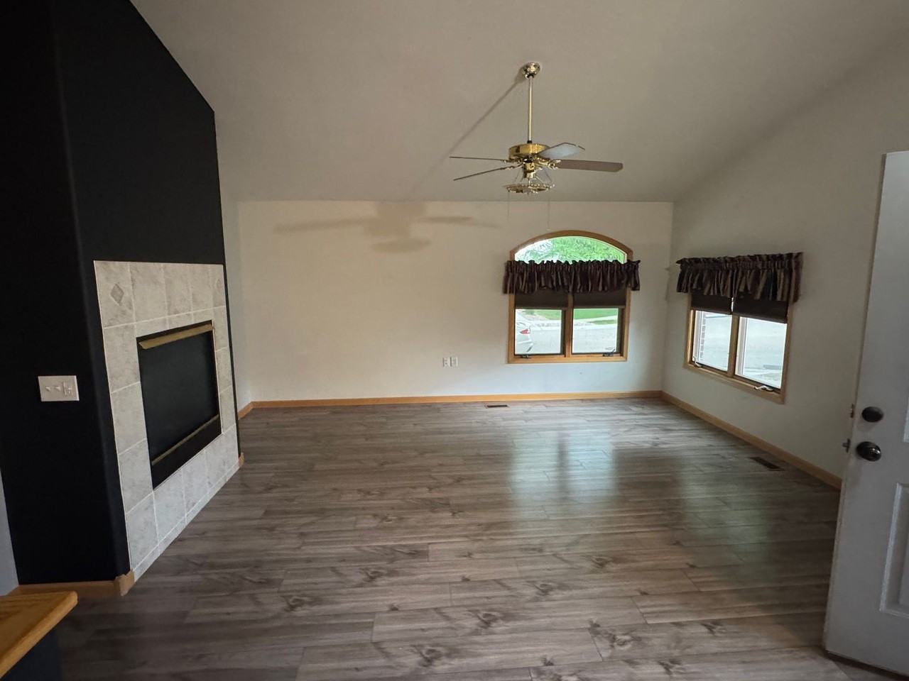 2108 Sherwood Forest Ct - Photo 6 of 30