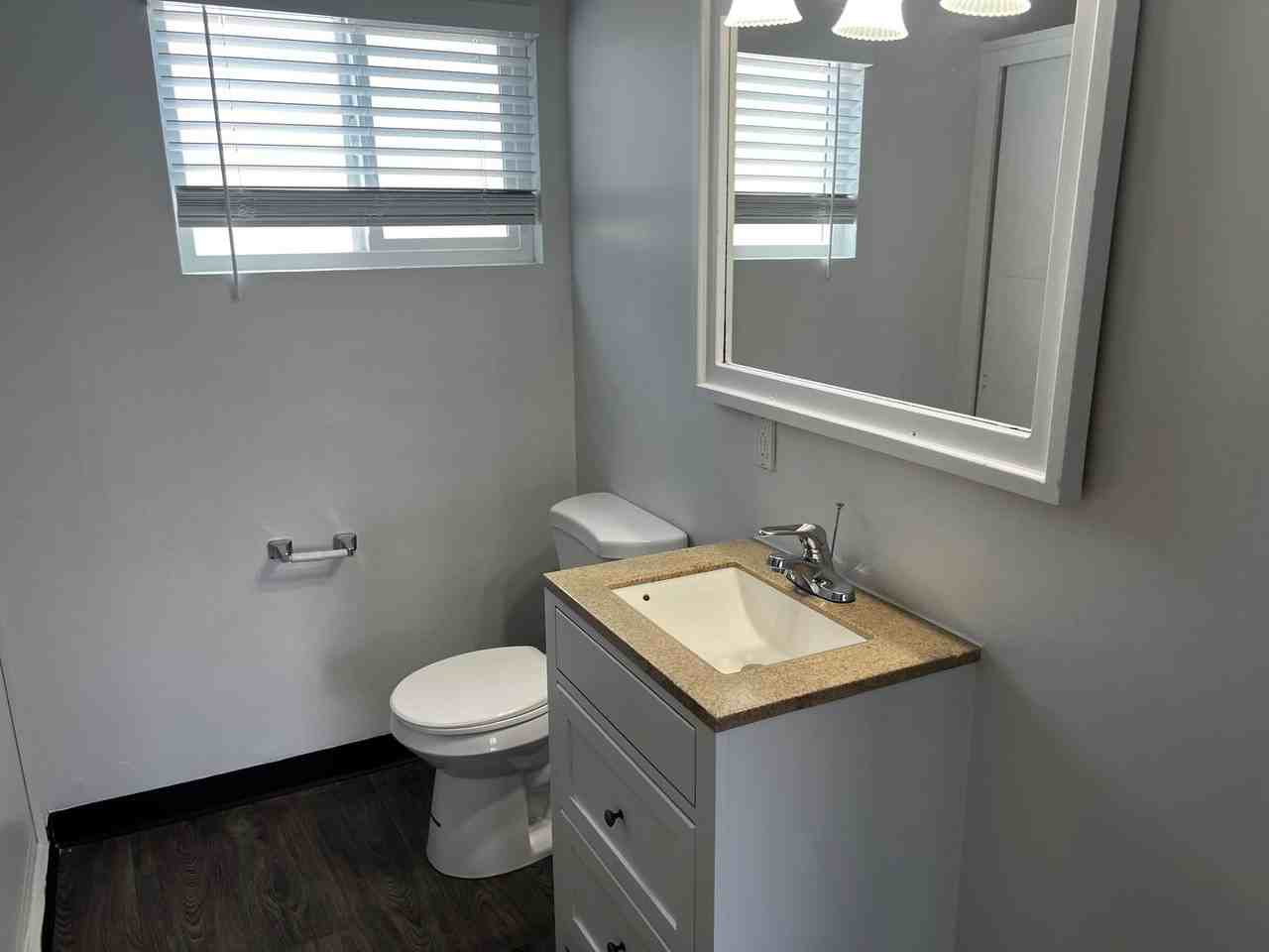 2615 W Olive Ave - Photo 4 of 13