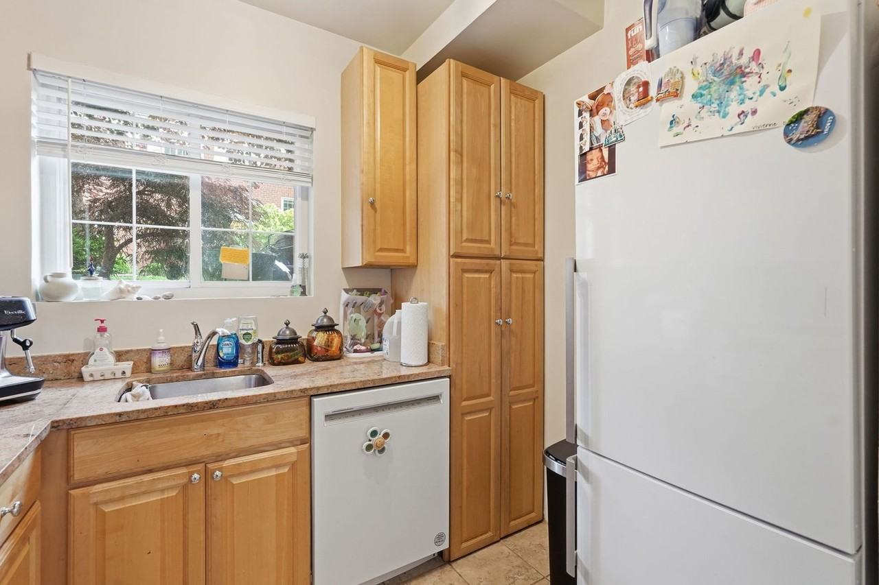 3727 Lyons Ln - Photo 7 of 23