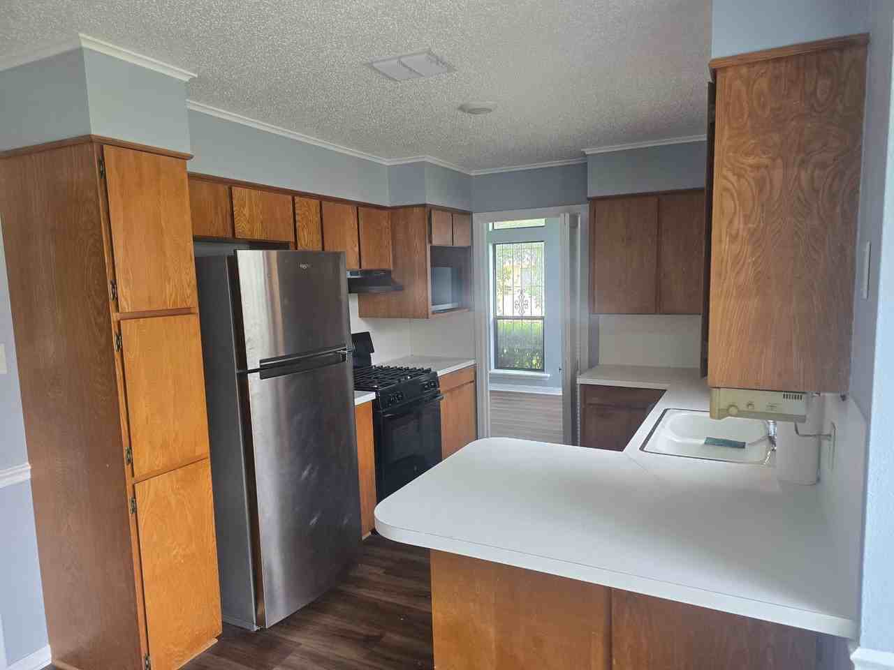 5403 Bayou Dr - Photo 2 of 3