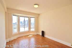 featured image of 979 Sutter St
