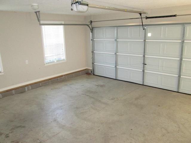3042 Evanback Ct - Photo 4 of 7