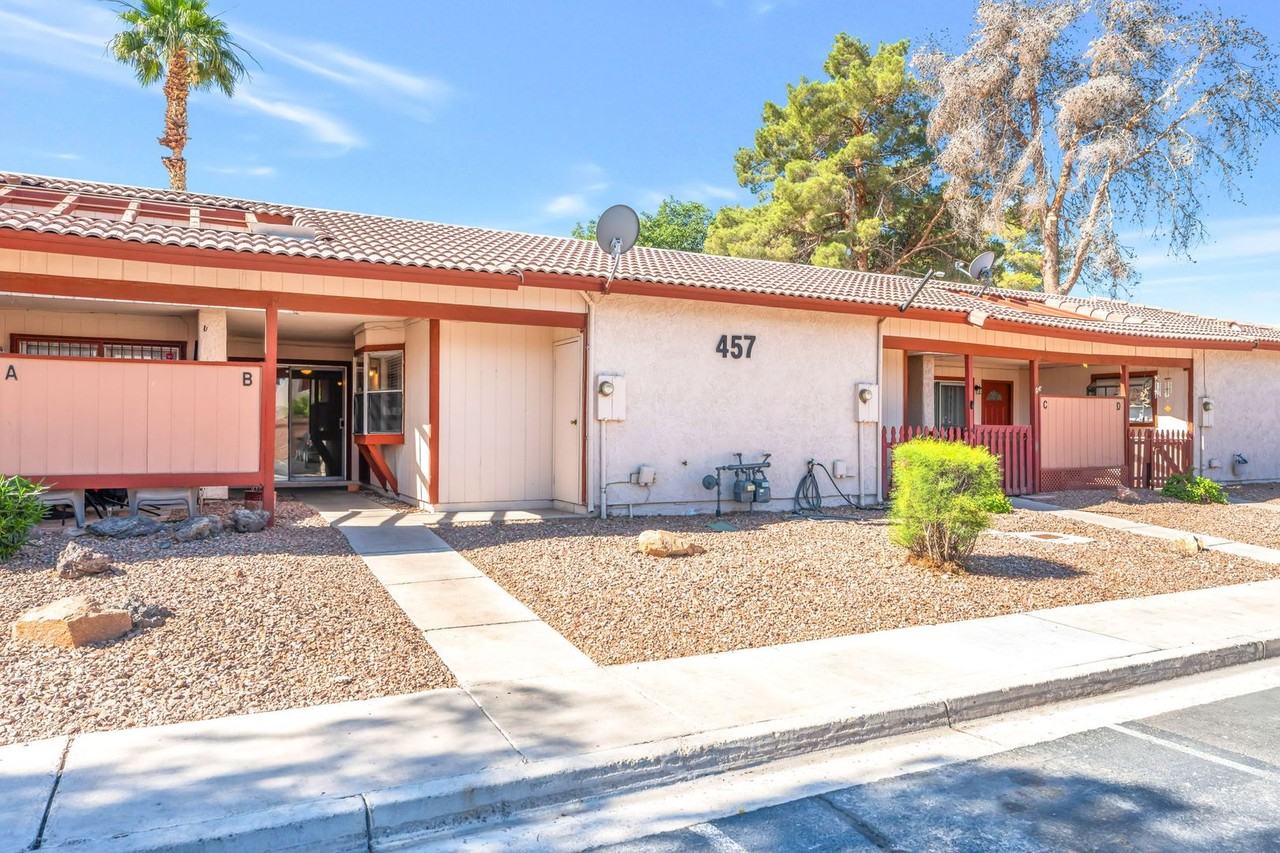 457 N Lamb Blvd #B - Photo 3 of 17