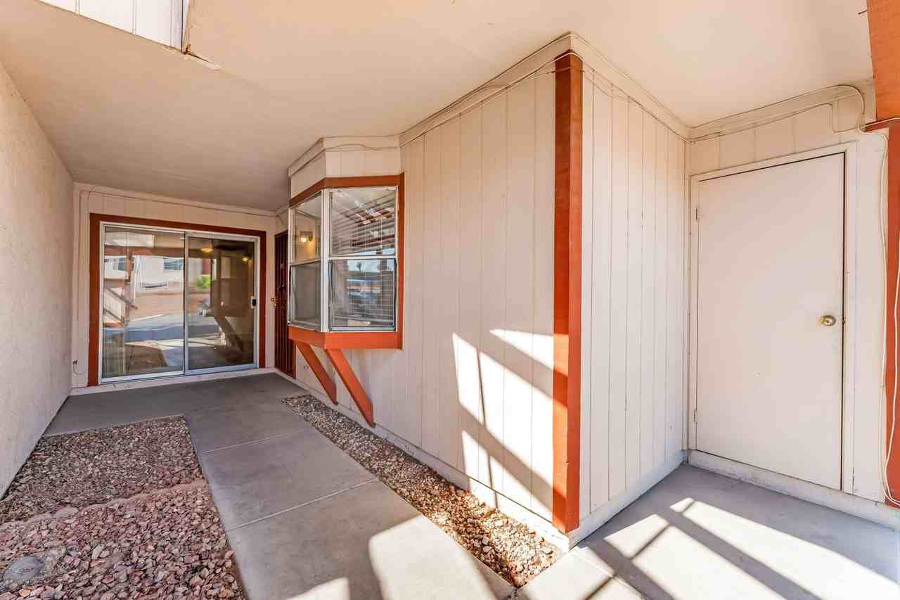 457 N Lamb Blvd #B - Photo 4 of 17