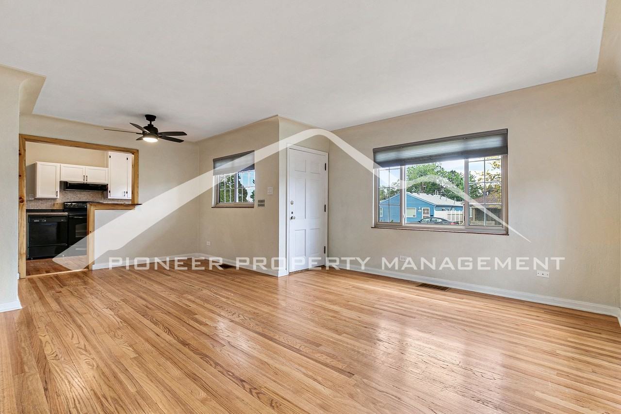 5073 Decatur St - Photo 3 of 23