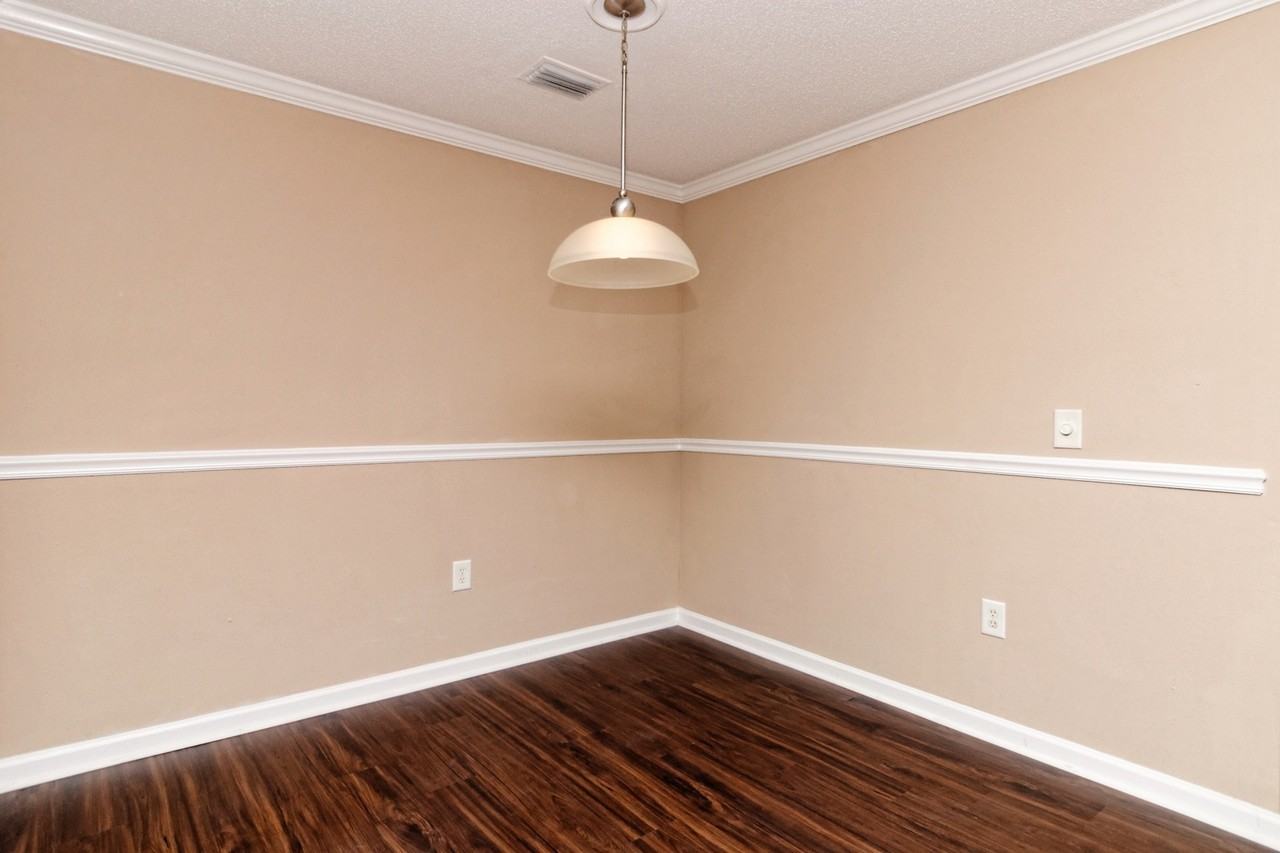 380 Marshland Rd #D28 - Photo 4 of 19
