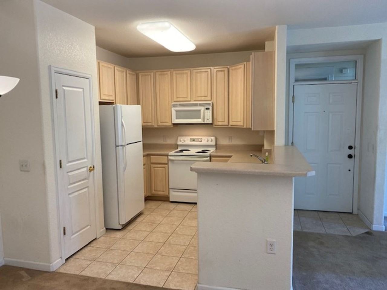 10351 W Girton Dr #102 - Photo 4 of 40
