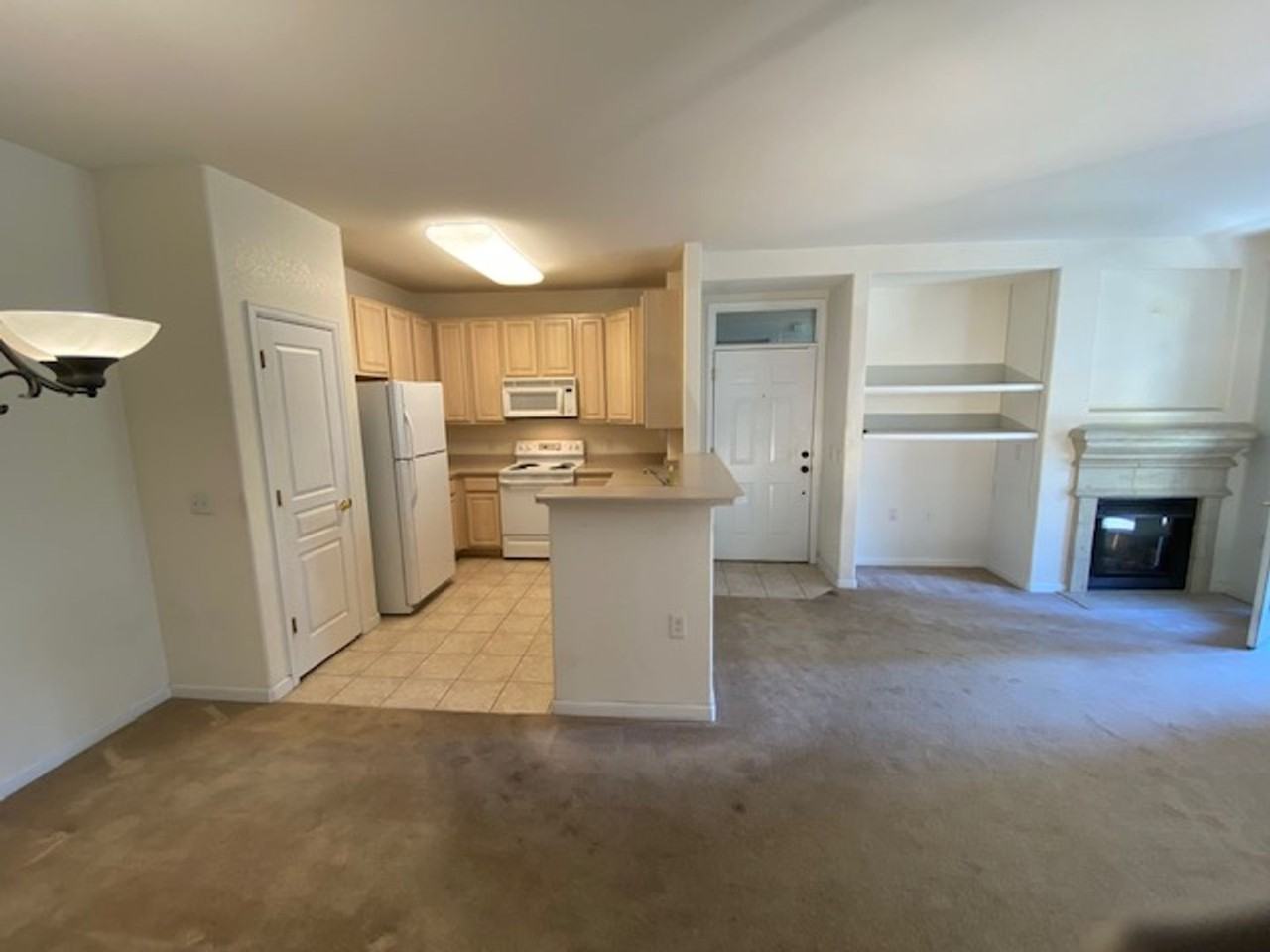 10351 W Girton Dr #102 - Photo 7 of 40