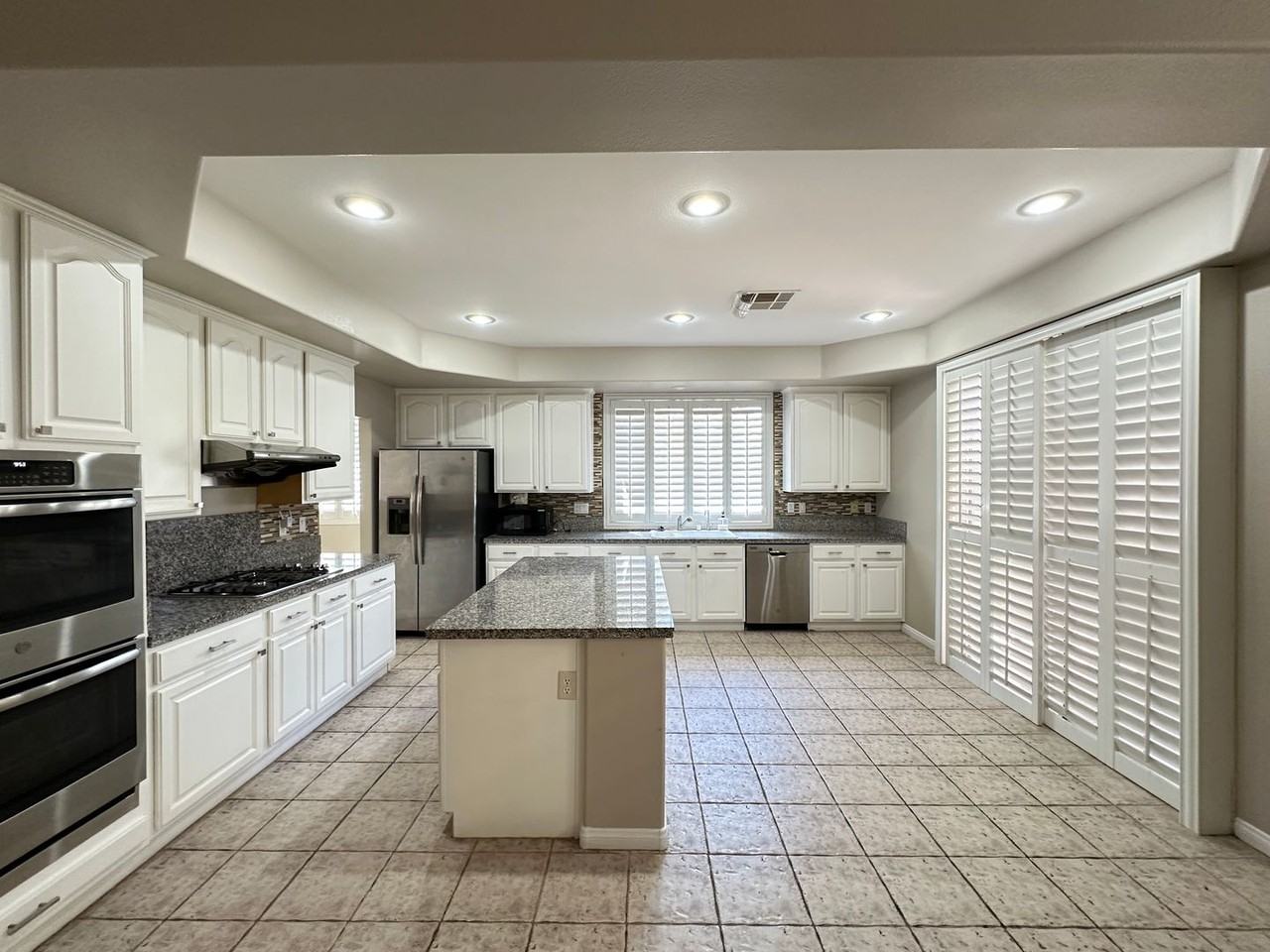 10661 Blue Nile Ct - Photo 6 of 28