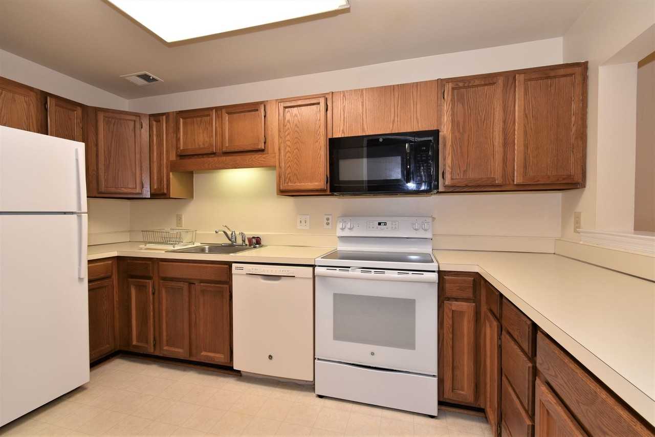 10702 Kings Riding Way #202 - Photo 4 of 22