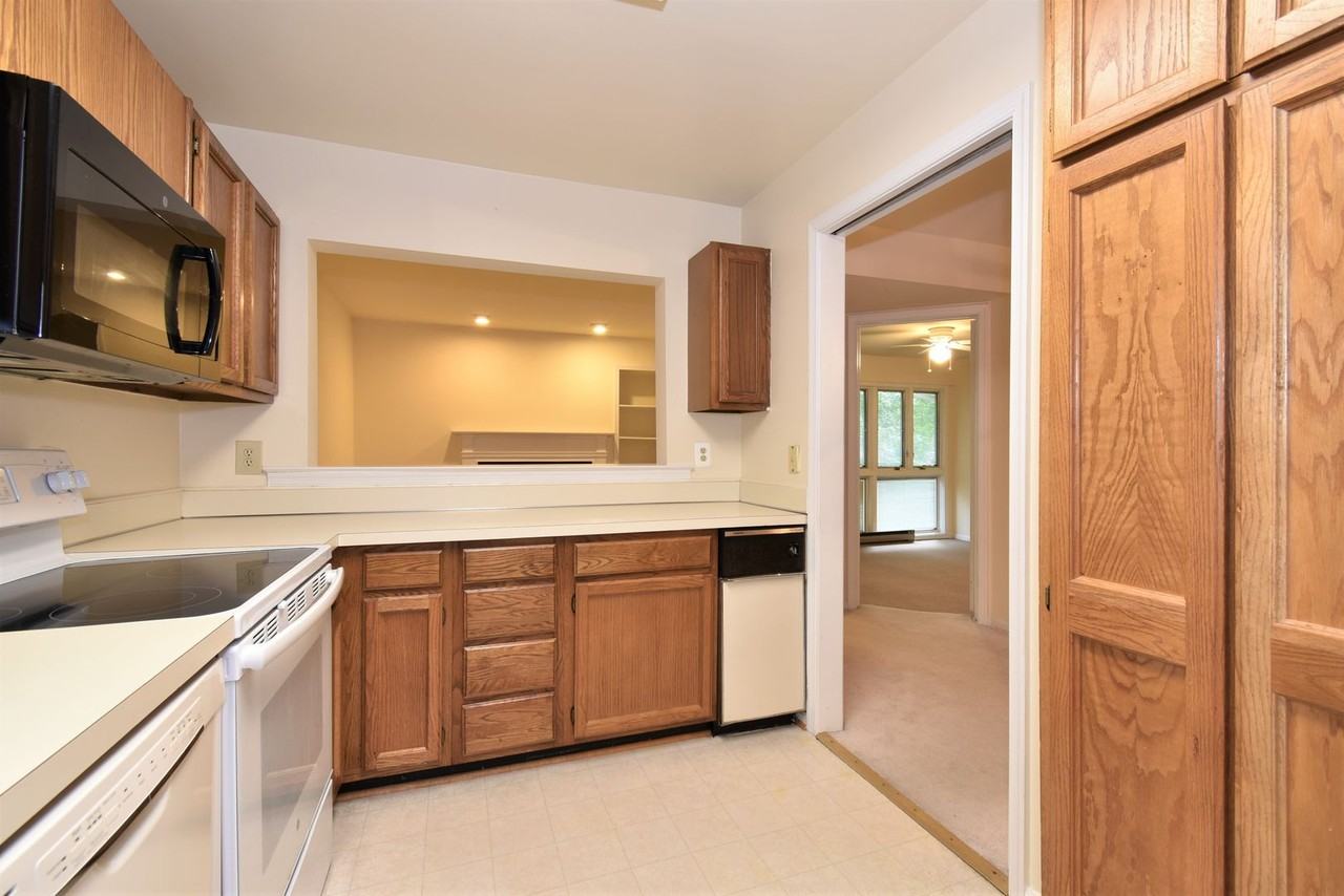 10702 Kings Riding Way #202 - Photo 6 of 22