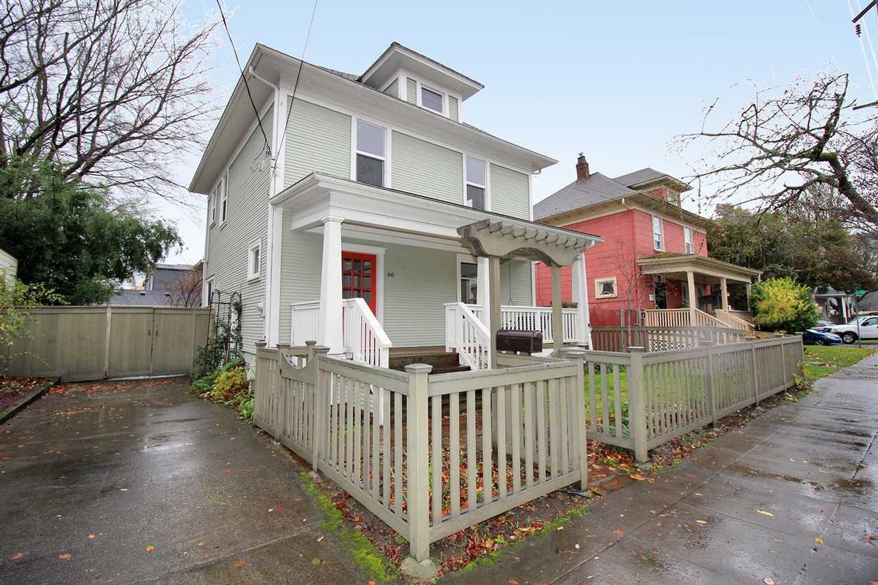 66 Ne Skidmore St - Photo 2 of 37