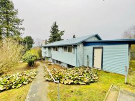 featured image of 8836 22nd Ave Sw