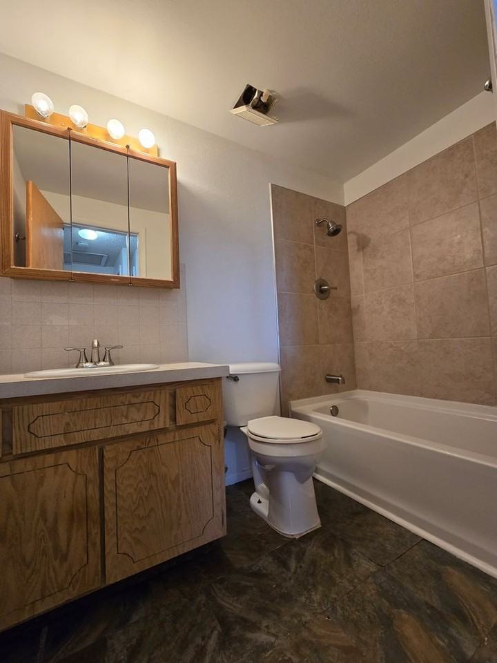 37077 Northwest Dr - Photo 5 of 13