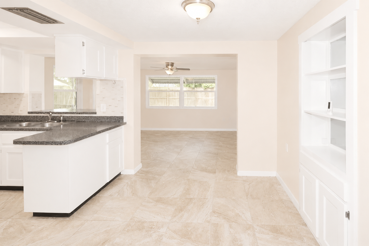 10801 Oldham Rd - Photo 5 of 17