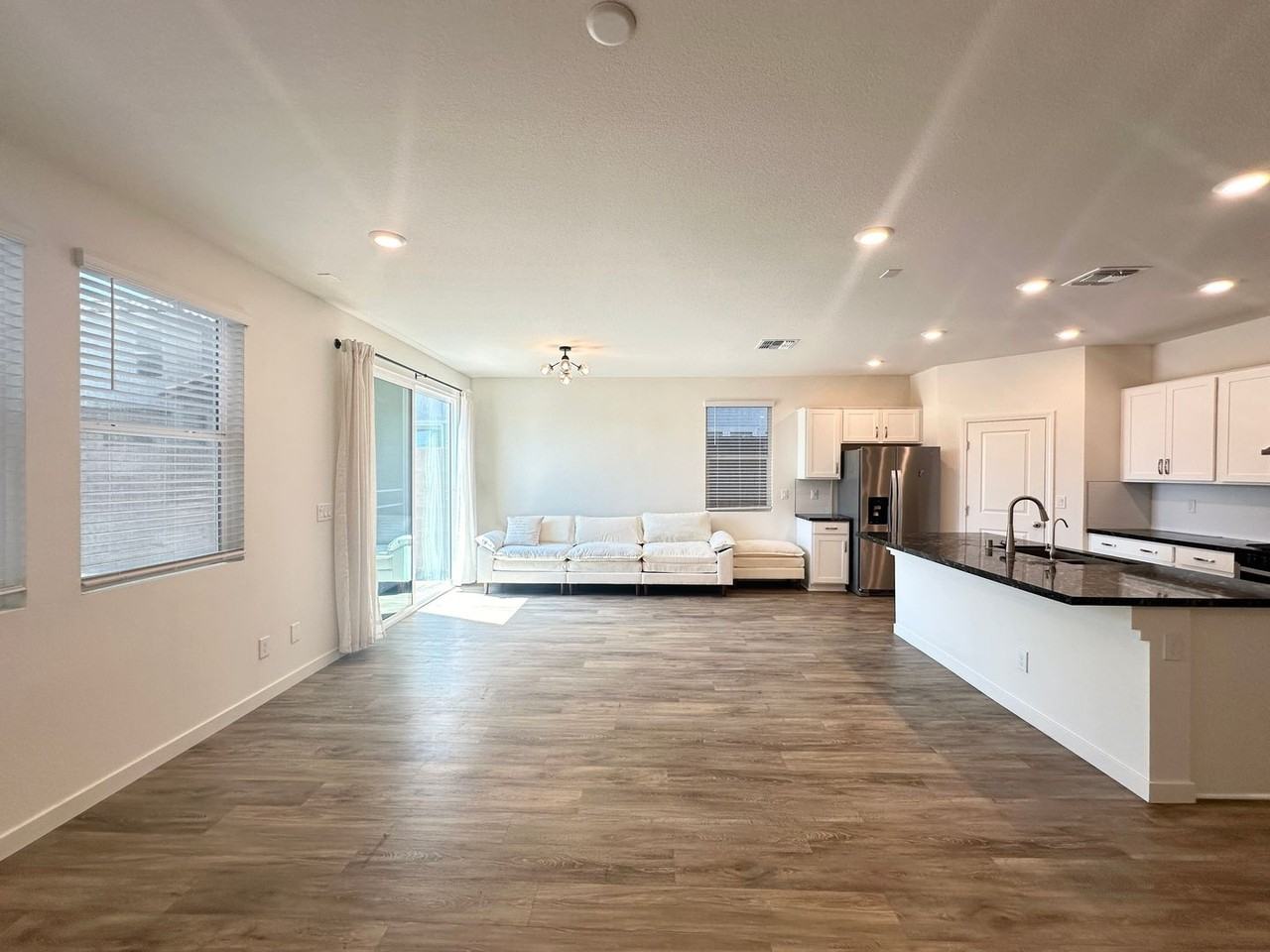8755 Sand Verbena Ave - Photo 4 of 32