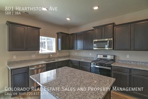 801 Hearthstone Ave - Photo 3 of 26
