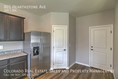 801 Hearthstone Ave - Photo 4 of 26