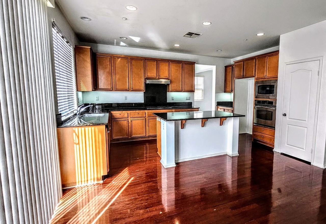 6964 San Bruno Ct - Photo 3 of 25